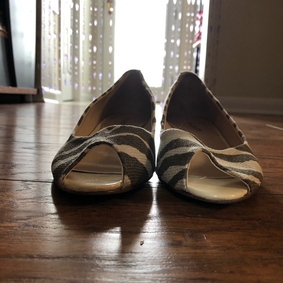 Talbots Peep toe heels - Picture 5 of 8